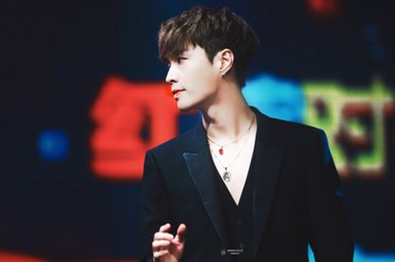 张艺兴